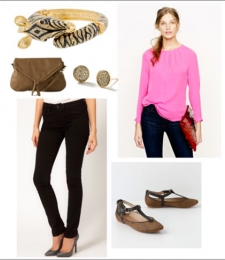 pinkblouse_blackjeggings_zebrabracelet