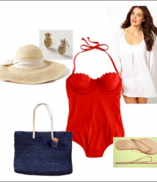 ss_ak_redswimsuit_bluestrawbag