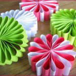 *Very Pretty* DIY Paper Ornaments