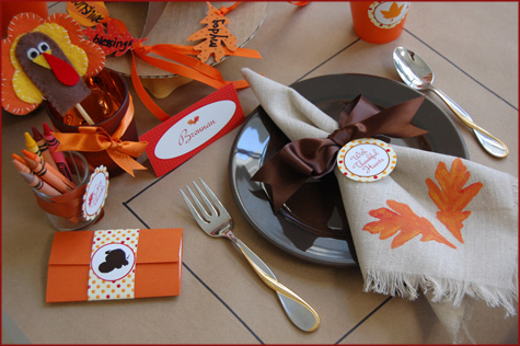 DIY Handmade Burlap Table Runner Napkin Inspiration, Decor Decoration Tablescape, Thanksgiving Fall, Stencil, Paint