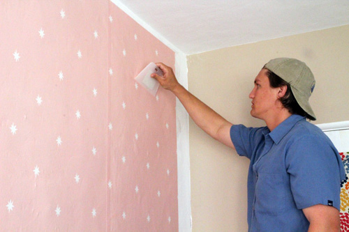 Tips for Hanging Wallpaper | PepperDesignBlog.com