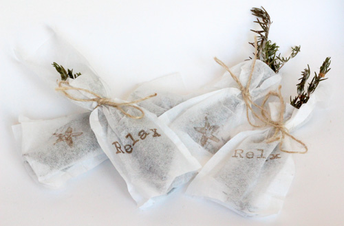 Rosemary Tea Pouch Bath Soak | PepperDesignBlog.com