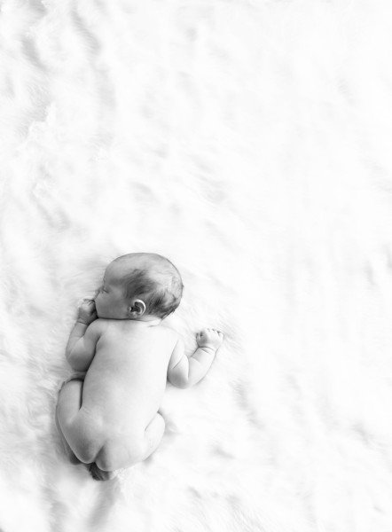 Taylor Rose | Newborn Photoshoot | PepperDesignBlog.com