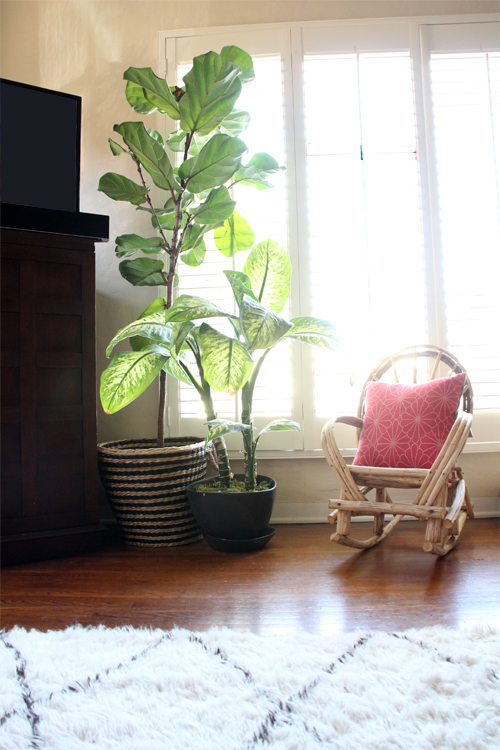 A Mini Rocking Chair for the Living Room | PepperDesignBlog.com