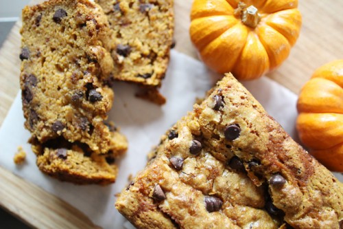 Best Pumpkin Bread (with chocolate chips) Recipe | PepperDesignBlog.com