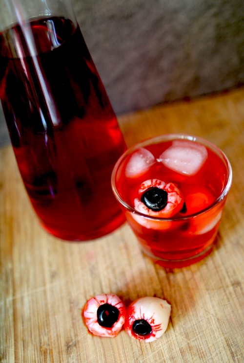 Creepy Halloween Eyeballs | PepperDesignBlog.com