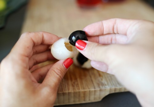 Creepy Halloween Eyeballs | PepperDesignBlog.com