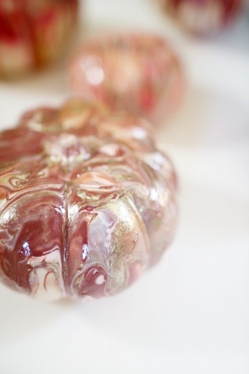 Marbled Pumpkins | PepperDesignBlog.com