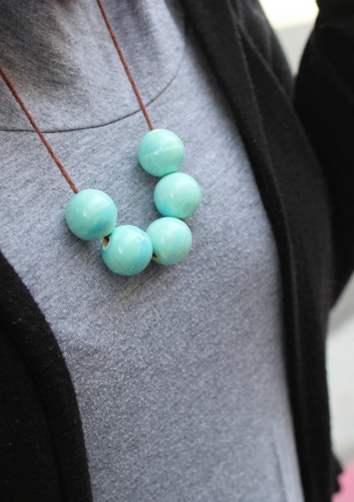 Handmade Gifts: DIY Giant Beaded Necklaces | PepperDesignBlog.com
