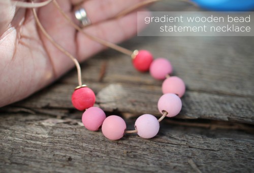 Handmade Gift: Gradient Wooden Bead Statement Necklace | PepperDesignBlog.com