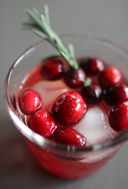 Handmate Gifts: Cranberry & Lavender Infused Simple Syrup | A Holiday Cocktail | PepperDesignBlog.com